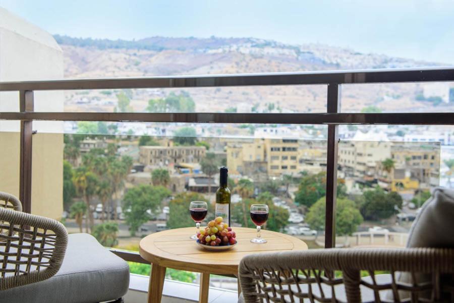 Leonardo Plaza Hotel Tiberias Exterior foto